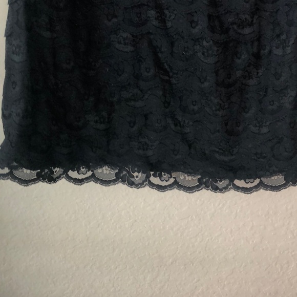 Sleeveless dress - Picture 3 of 3